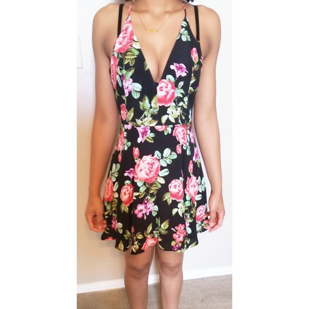 🔴Forever 21 Floral Dress
